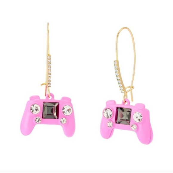 🔹️Betsey Johnson🔹️ Pink Game  Controller Earrings with Sparkle ✨️💗 - Picture 1 of 11